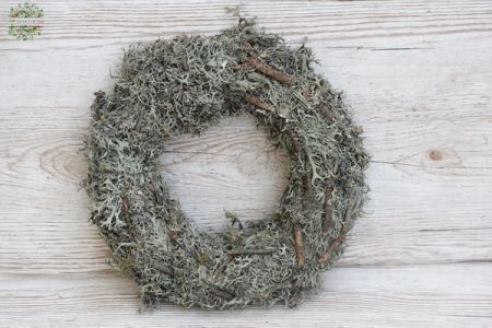 lichen-covered cane wreath (28cm)