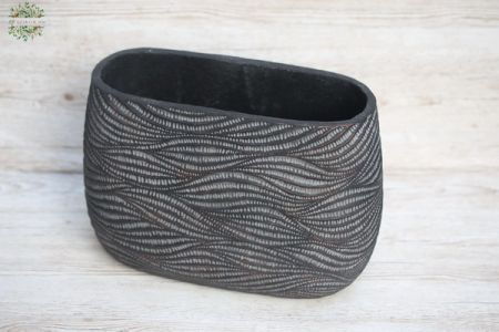 wide vase/basket with wavy pattern (42x20x30cm)