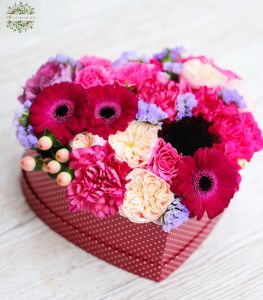 Pink heart box with mixed flowers (15 stems)