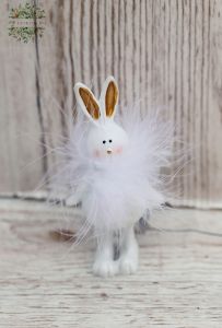 white bunny in feather dress (11cm)