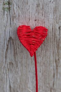 red heart-shaped stick (10cm)