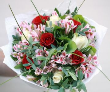 roses with alstromeries (20 stems)