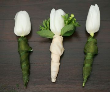 Vőlegény kitűző tulipánból (fehér) 1 db