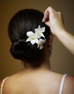 hair flowers, Dendrobium orchids (white)