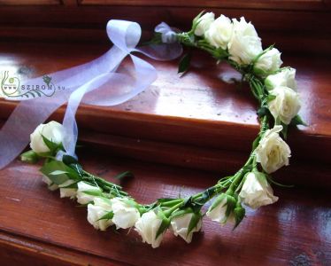 hair wreath made of spray roses (white)