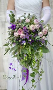 Menyasszonyi csokor rustic garden leomló (angolrózsa,limonium,  liziantusz, lila , rózsaszín)