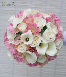 Bridal bouquet of callas, lisianthusses, roses (white, pink)