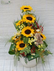 Centerpiece with sunflower (yellow), wedding