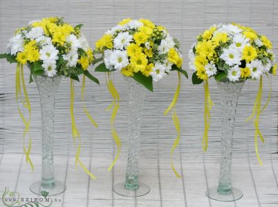 Tall vases with daisies 1 pc (yellow, white), wedding