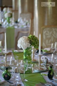 Green white hydrangeas centerpiece, Gellért Hotel Budapest, wedding