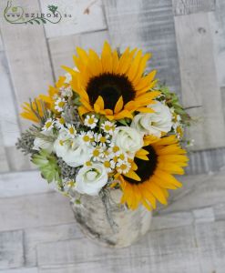 Sunflower log centerpiece (yellow), wedding