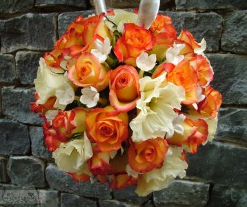 Bridal bouquet ball of roses (lisianthus, rose, white, orange)