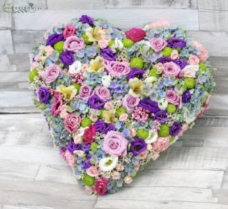 Nagy virág szív (57 szál)