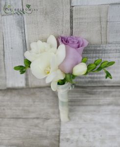 Boutonniere of rose and freesia (white, purple)