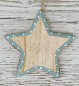 wooden dotted star (9cm)