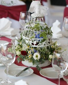 Flowers in cage Marriott Budapest (delphinium, alstroemeria, spray rose, amber), wedding