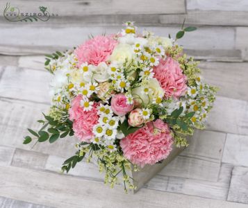 Flower arrangement with wild flowers in a wood box (rose, english rose, carnation, chamomile, pink, white), wedding