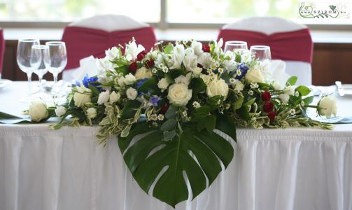 The main table decoration (rose, spray rose, delphinium, alstroemeria, white, blue, red) Marriott Hotel Buapest, wedding