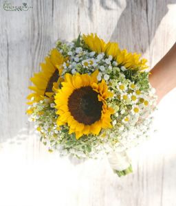 bridal bouquet (sunflower, chamomilla , baby breath, yellow, white)