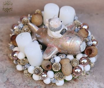 Adventi koszorú jegesmedvével (22 cm)