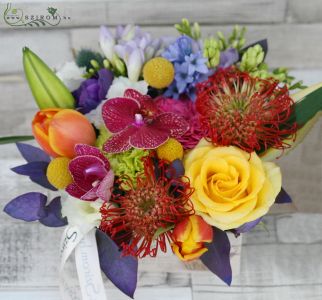 Centerpiece colorull summer style, wedding
