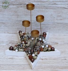 Sternförmige Adventsdekoration mit Kerzenhaltern und Hirschen  (30cm)