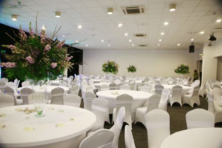 Wedding table decoration, flowering tree, 1pc, Dürer event house Budapest (violet, limonium, purple)