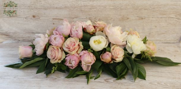 Main table decoration (peony, rose, pink)