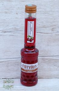 Fütyülős likőr feketecseresznyével mézes ágyon (0,5l)