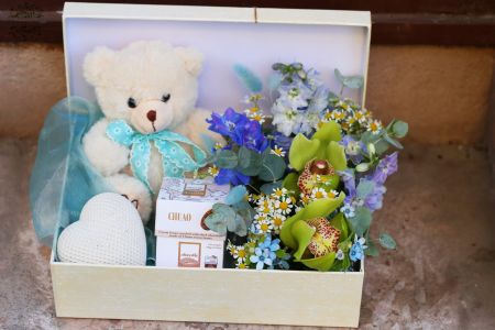 Hello Baby flowerbox for little Boy