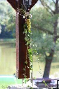 little column flower decor  Bélapátfalva, wedding