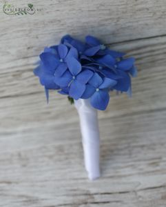 Boutonniere (hydrangea, blue)