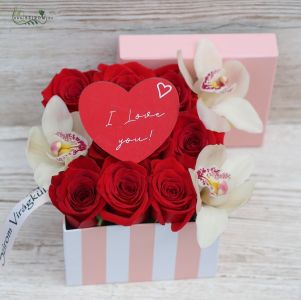 Rose cube box with 9 red roses, 3 orchids, heart