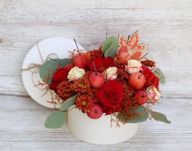 Herbstkiste mit Äpfeln (10 Stiele)