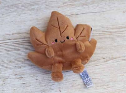 Plush Leaf (19cm)