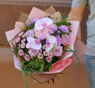 pink-purple round bouquet with roses and orchids (17 stems)