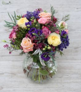 Rustikalen Blumenstrauß in einer Glaskugel (17 Stämme, rosa, lila)