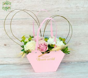 Pink bag bouquet with roses, freesias, wheat (7 stems)