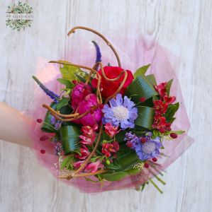 Summer burgundy bouquet