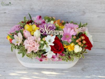 Flower bowl for woman's day (19 st)