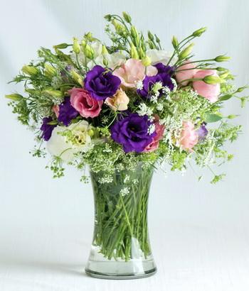 flower delivery Budapest - 10 lisianthuses with 10 meadow flowers in vase 