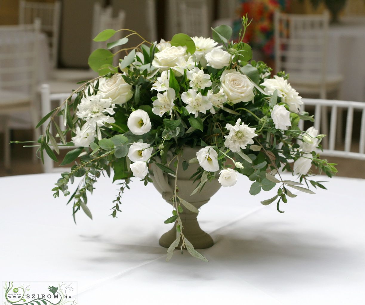 flower delivery Budapest - Wedding Centerpiece rustic stone pot, Vajdahunyad Castle Budapest (lisianthus, dahlia, alstromelia,  white)