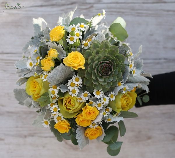 flower delivery Budapest - yellow bouquet made of small flowers and stonecrop (12 st)