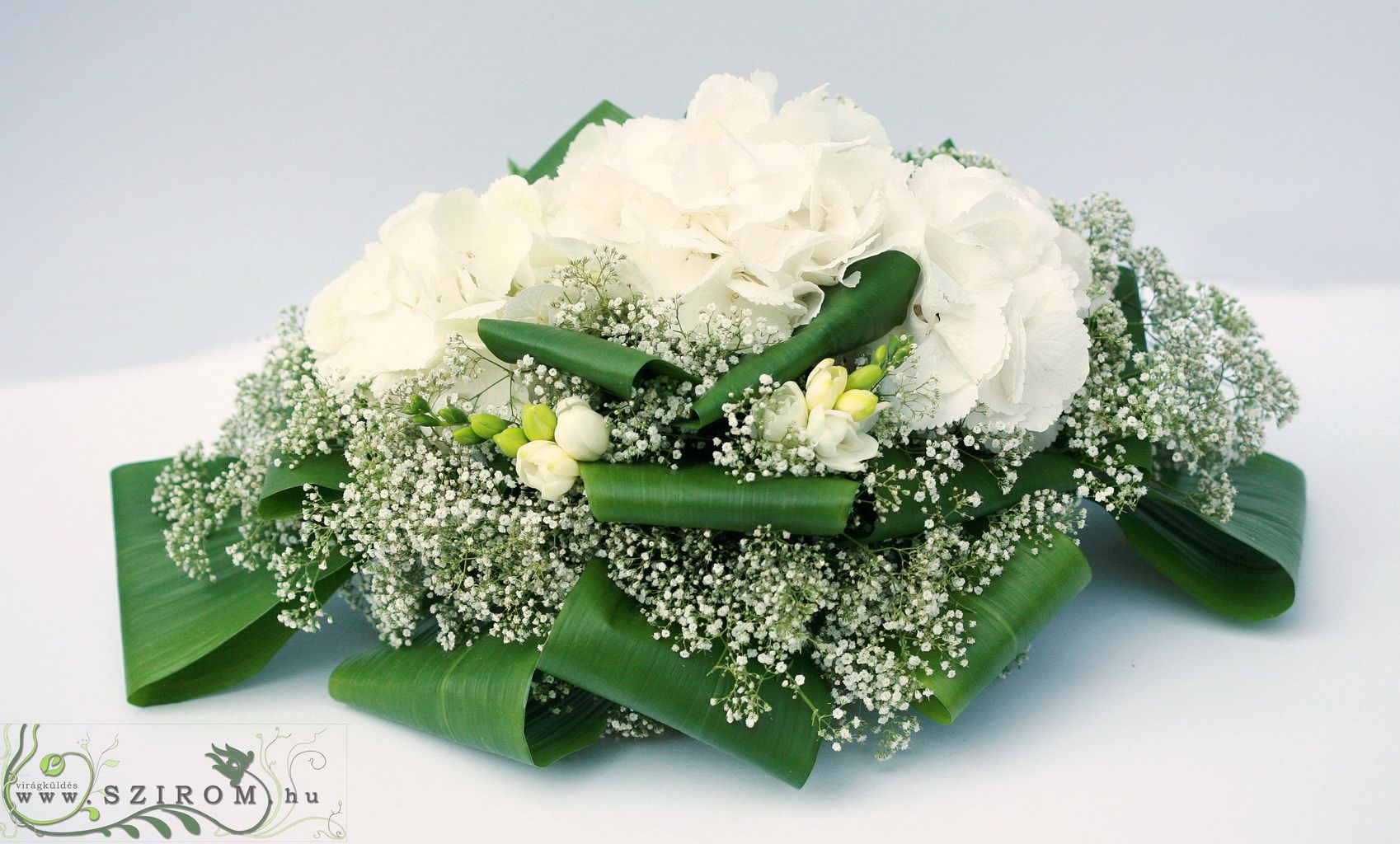 Blumenlieferung nach Budapest - Tischdekoration