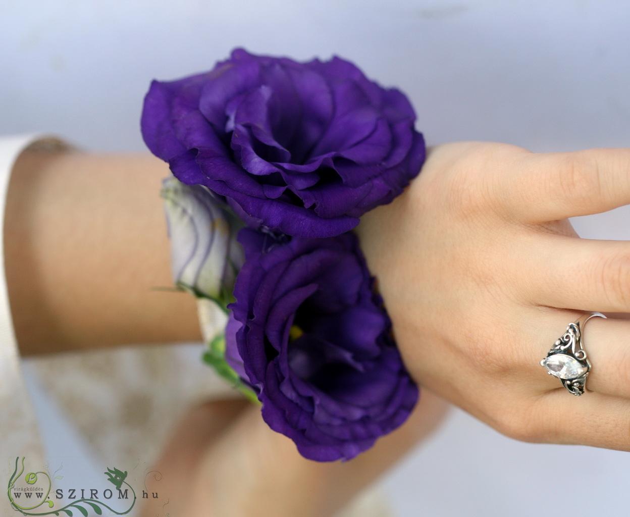 flower delivery Budapest - wrist corsage made of lisianthus (purple)