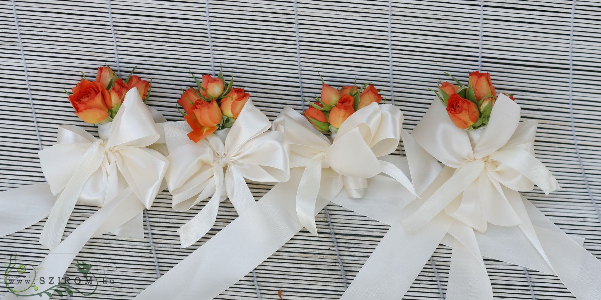 flower delivery Budapest - wrist corsage made of spray roses (orange)