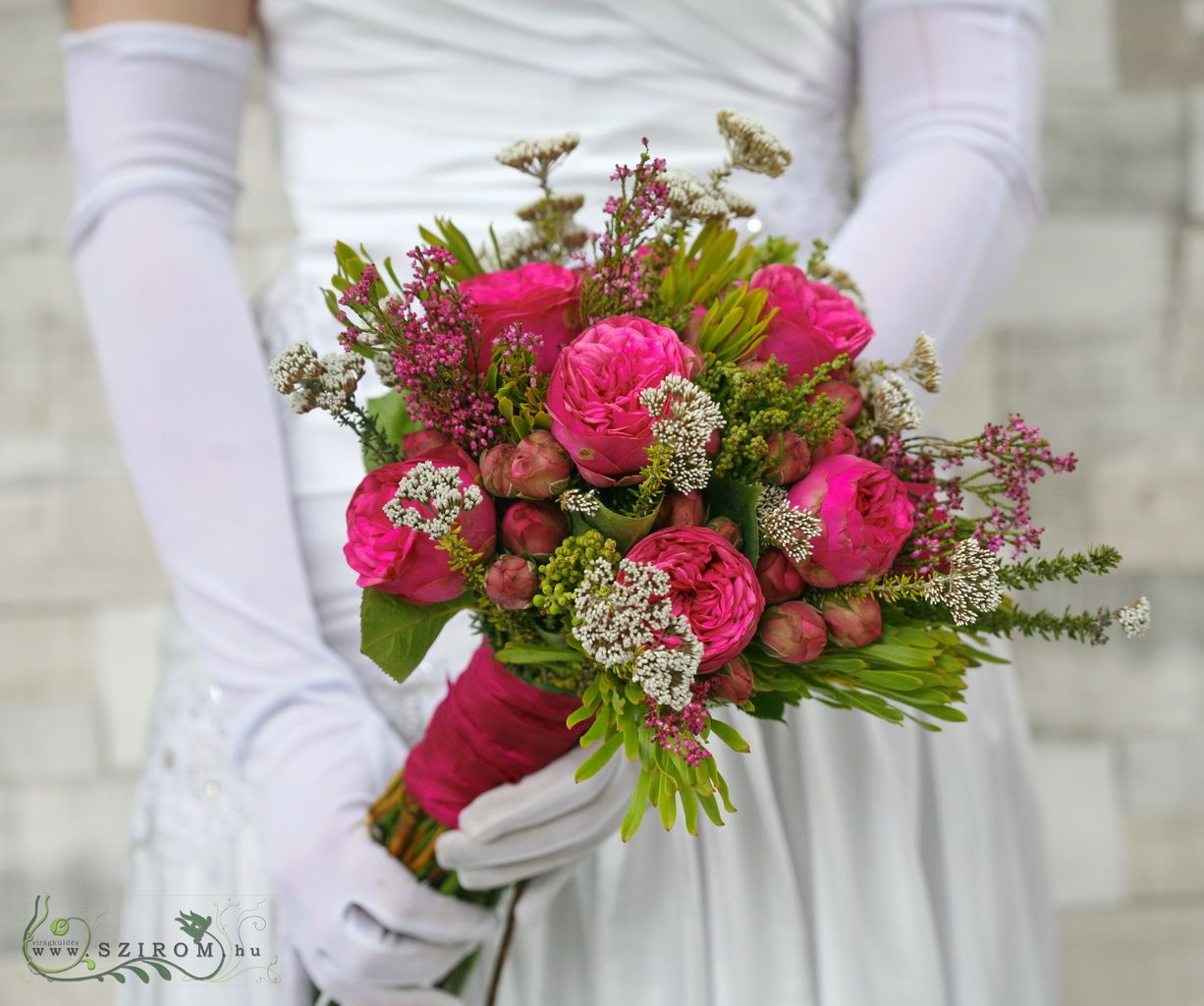 flower delivery Budapest - Bridal bouquet english roses with tropical fillers