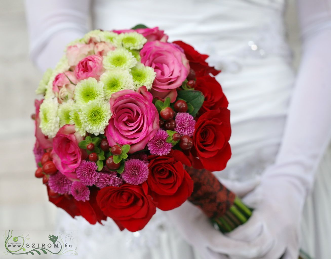 Blumenlieferung nach Budapest - Brautstrauß