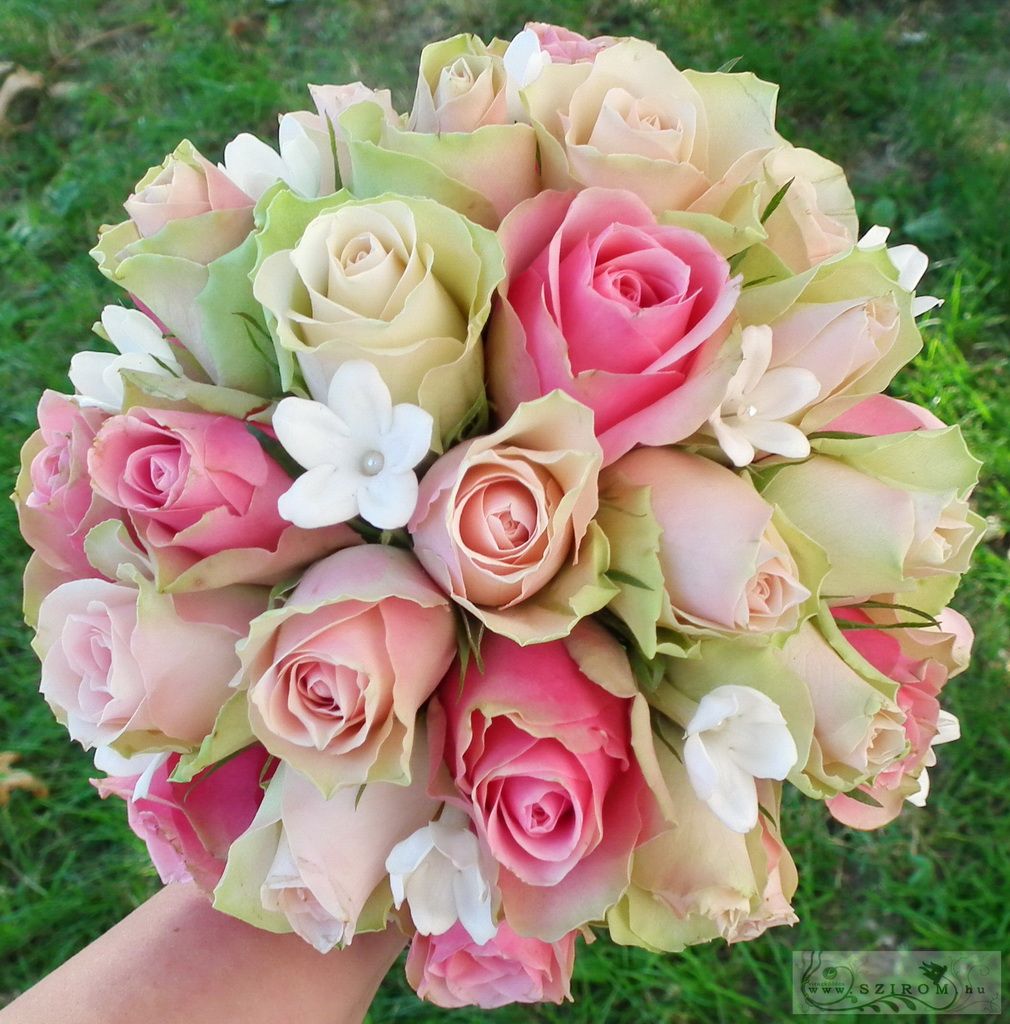 flower delivery Budapest - Bridal bouquet of roses and stephanothis (pink)