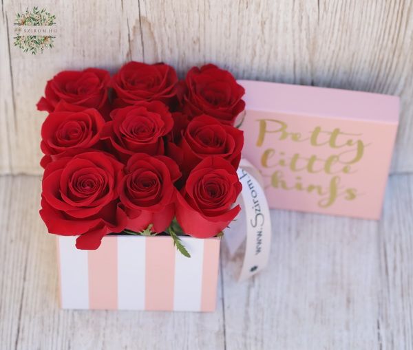 Blumenlieferung nach Budapest - 9 Rote Rosen im Box